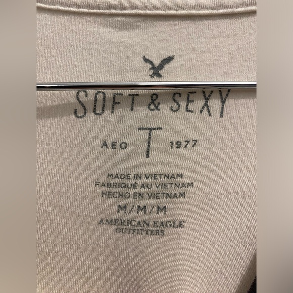 American eagle medium super soft cream crop tee - Picture 3 of 3